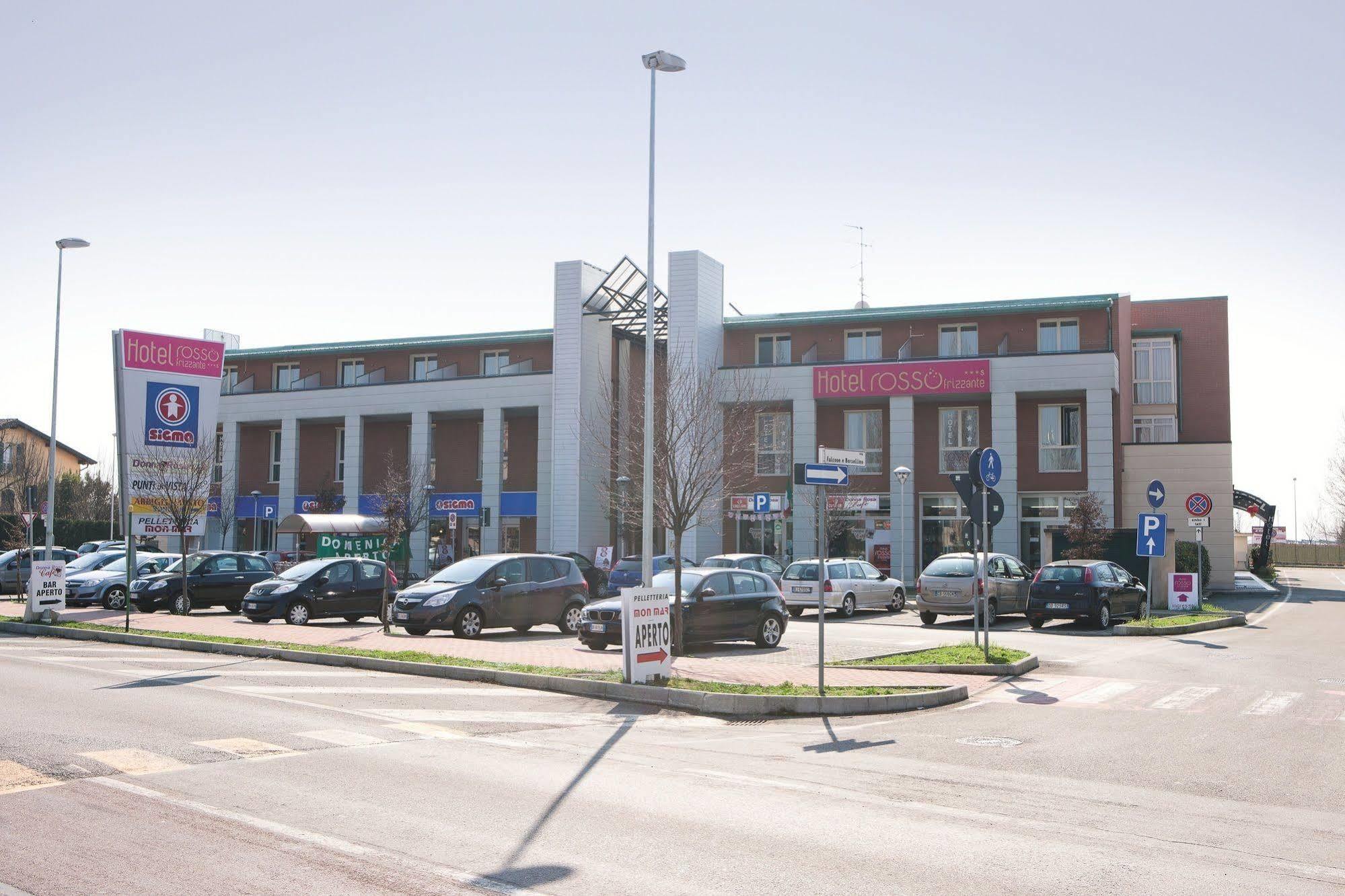 Rosso Frizzante Hotel Sorbara Exterior foto